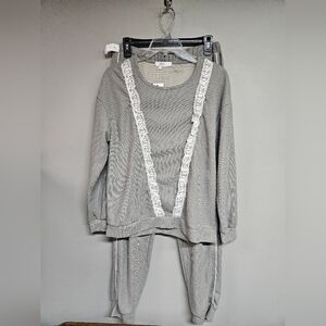 women's maternity Small gray active wear set sweatshirt sweatpants